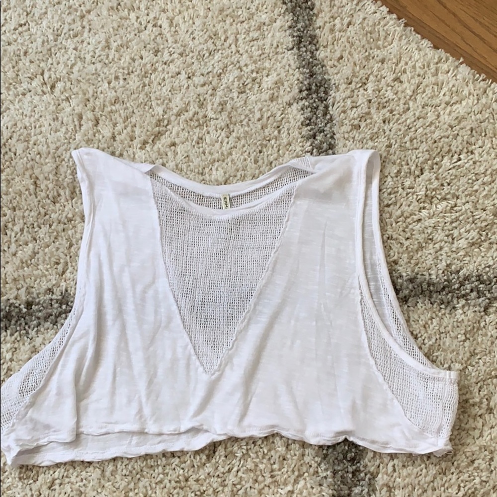 LF crop top (emma and sam)